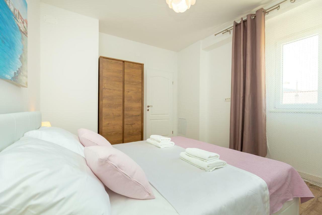 Holiday Apartments Ragusa Esterno foto